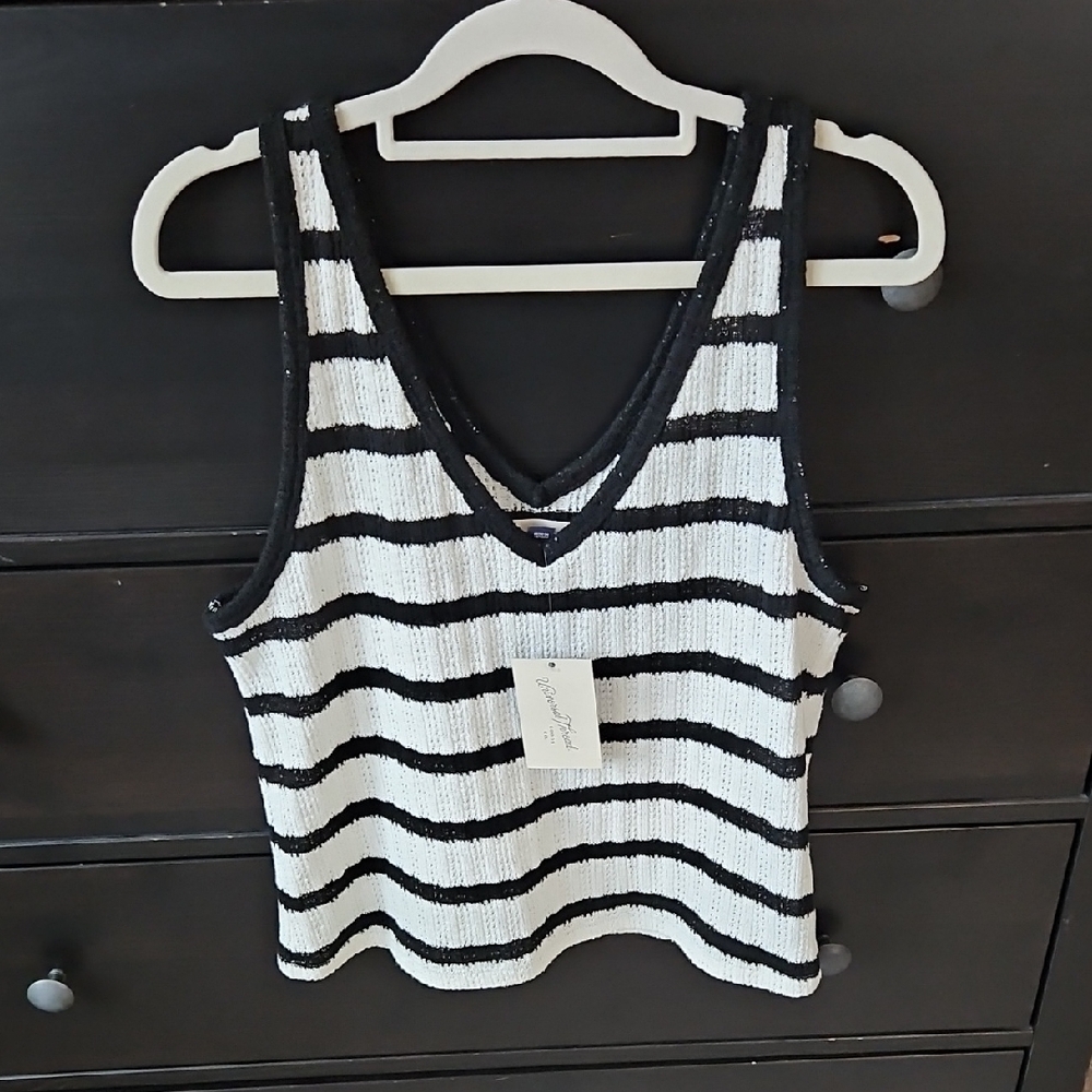 Universal Thread Black and White Striped Tank Top